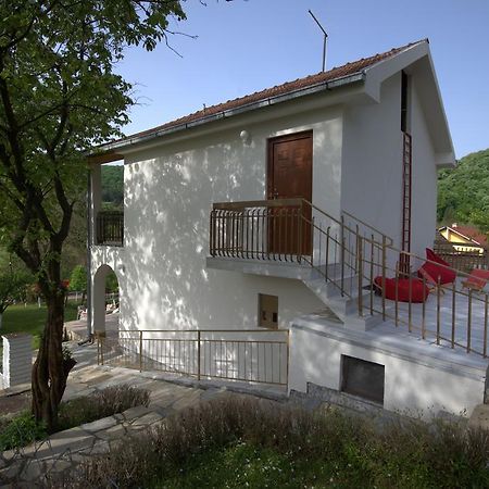 Apartment Honey And Milk Врднік Екстер'єр фото